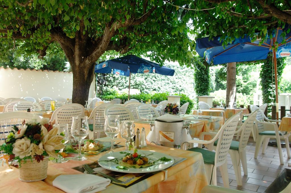 Logis Hotel Des Voyageurs Restaurant La Bonne Tabl'Hay Livron-sur-Drôme 외부 사진