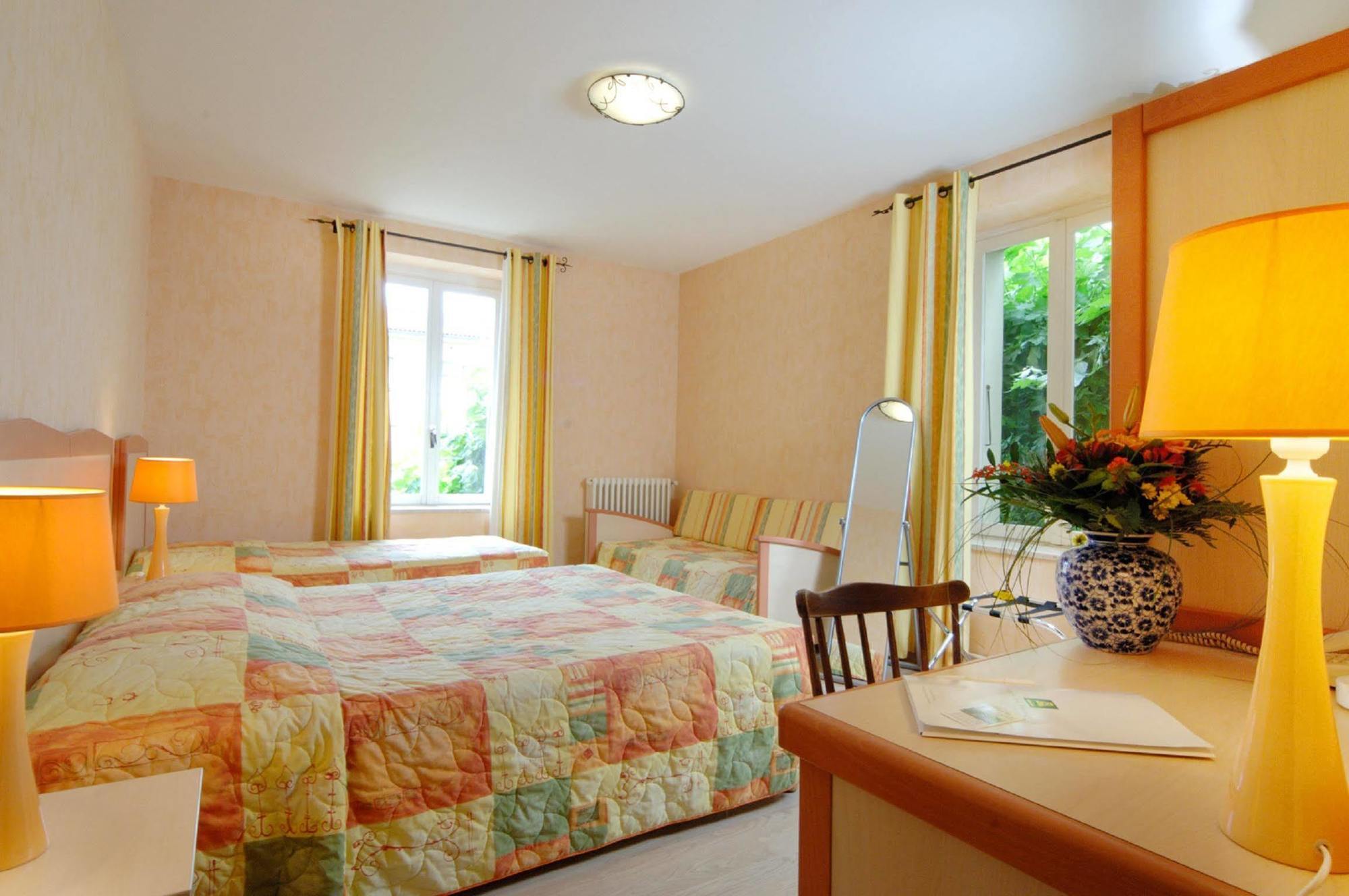Logis Hotel Des Voyageurs Restaurant La Bonne Tabl'Hay Livron-sur-Drôme 외부 사진
